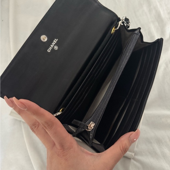 Authentic Chanel Long Wallet On Chain Caviar Leather - Picture 4 of 11